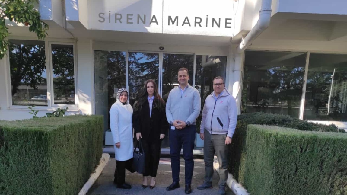 Sirena Marine Finans Müdürü Fatih OKUR ve İnsan Kaynakları Mustafa OCAK ile okulumuz adına işbirliği hakkında görüşme yapıldı.